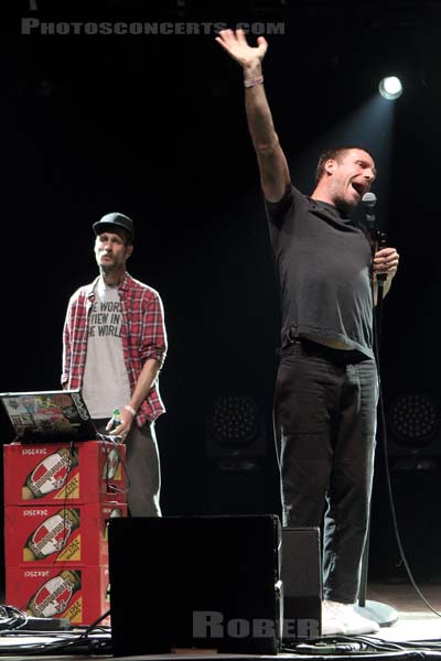 SLEAFORD MODS - 2017-08-26 - SAINT CLOUD - Domaine National - Scene du Bosquet - 